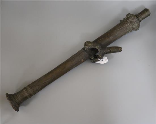 A 19th century Malaysian bronze swivel cannon (Lantaka)